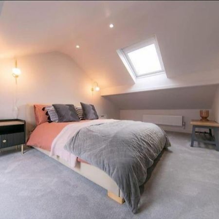 Recently Refurbished Home. Poulton-le-Fylde Екстер'єр фото